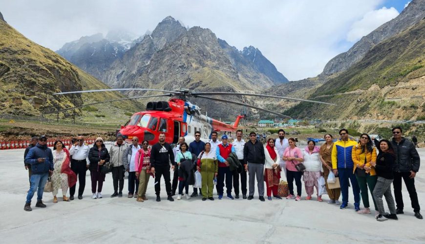 guest at chardham yatra by helicopter